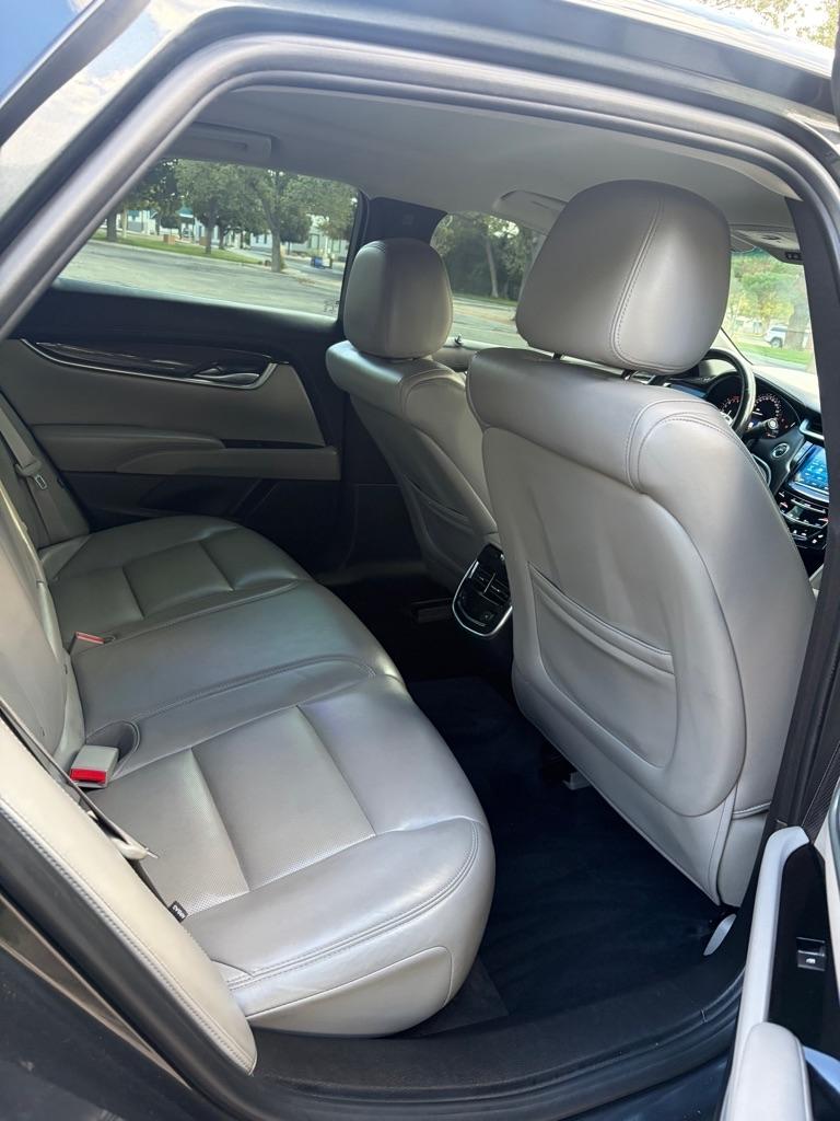 Cadillac XTS  2017
