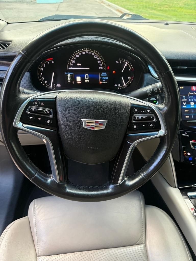 Cadillac XTS  2017