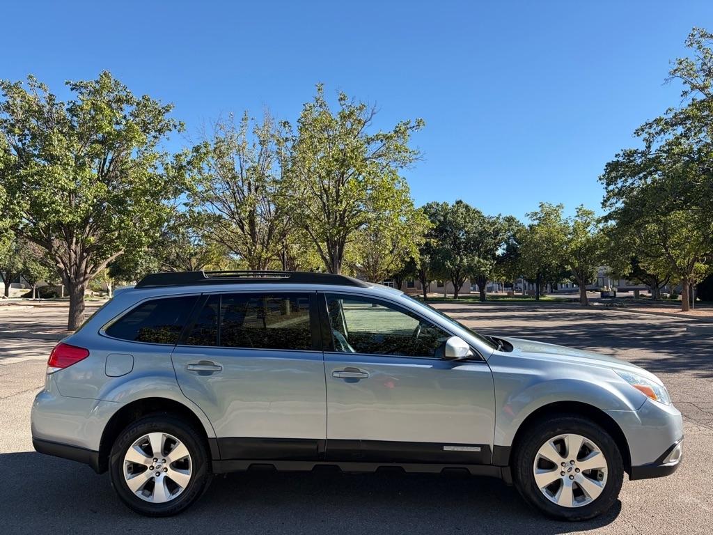 Subaru Outback  2012