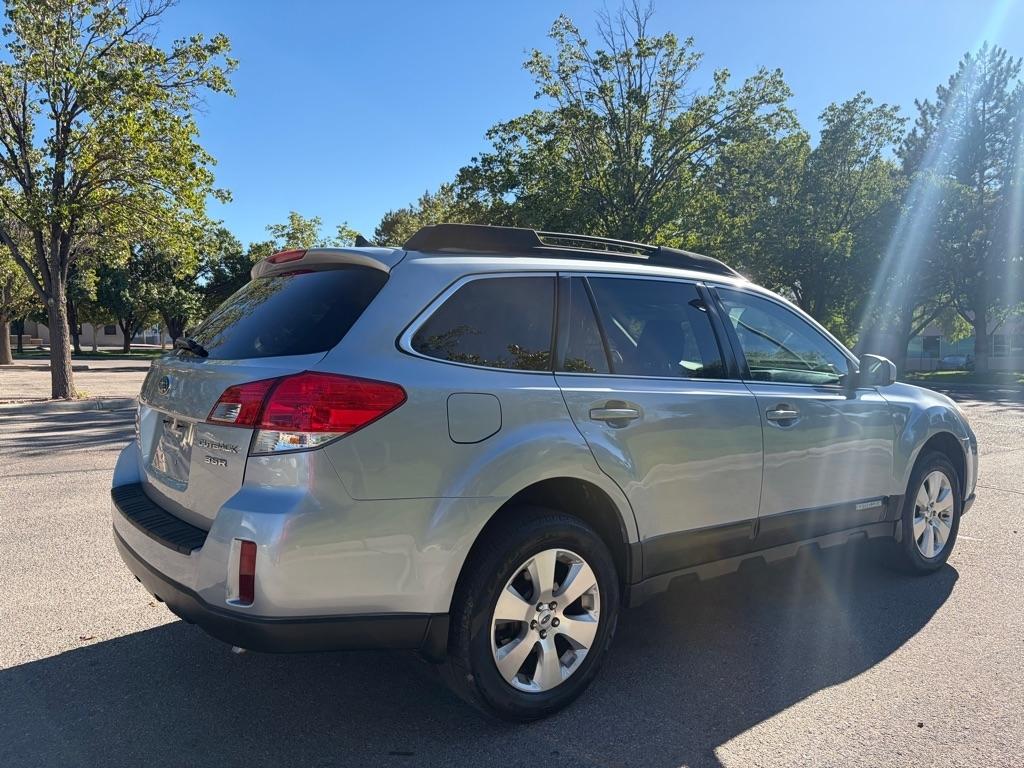 Subaru Outback  2012