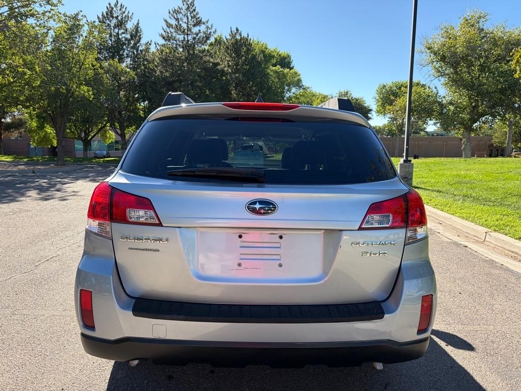 Subaru Outback  2012
