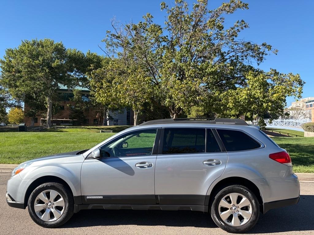 Subaru Outback  2012