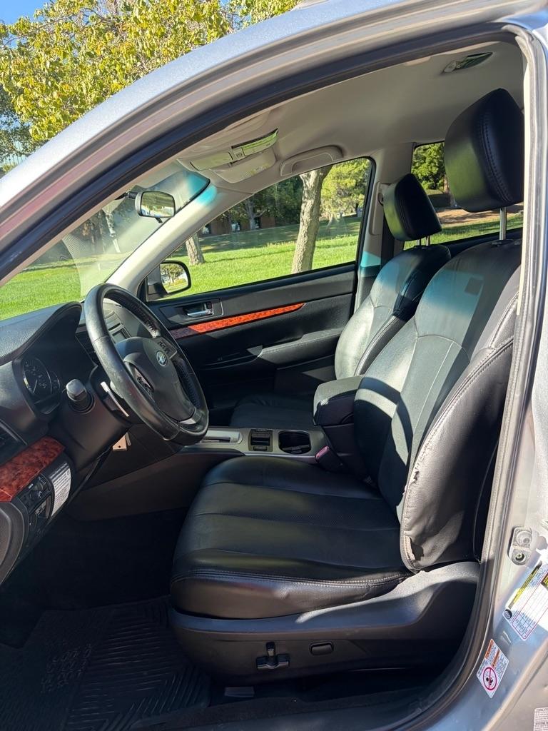 Subaru Outback  2012
