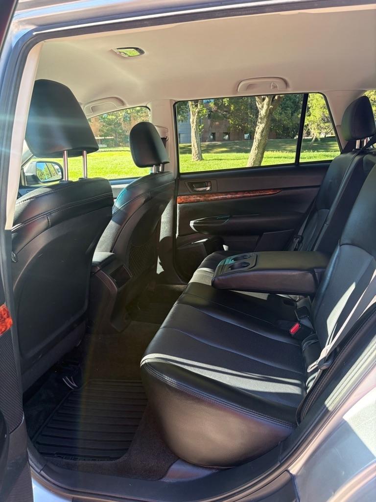 Subaru Outback  2012