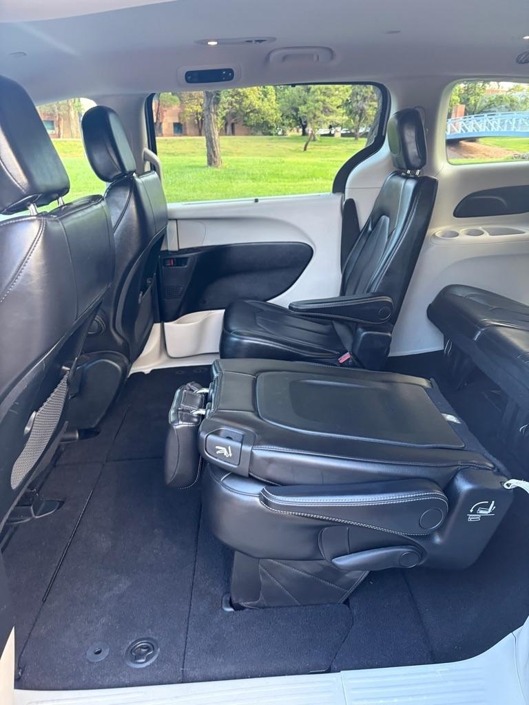 Chrysler Voyager  2020