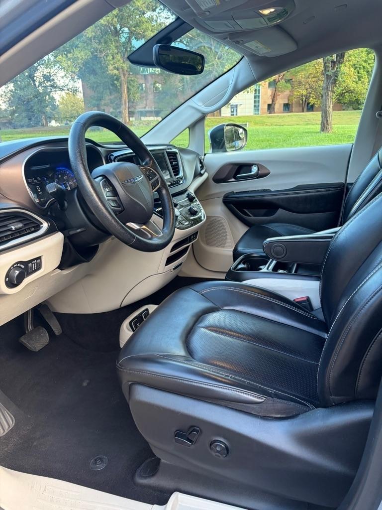 Chrysler Voyager  2020