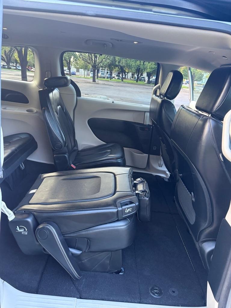 Chrysler Voyager  2020