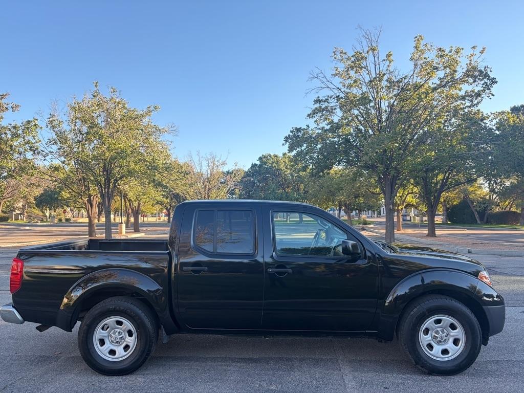 Nissan Frontier  2016