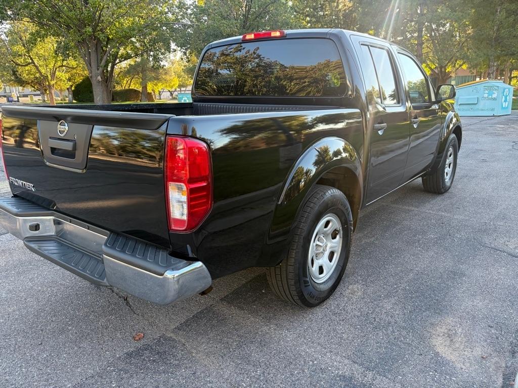 Nissan Frontier  2016