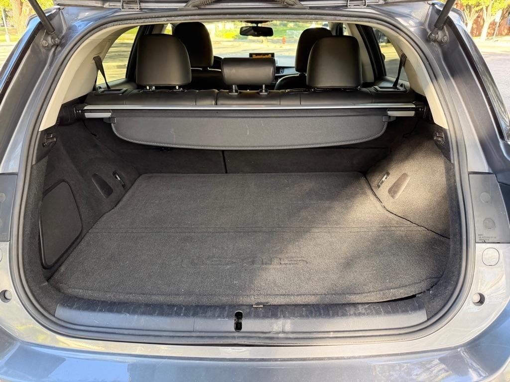 Lexus CT 200h  2012