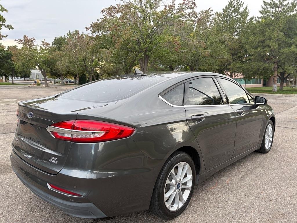 Ford Fusion Hybrid SE 2020
