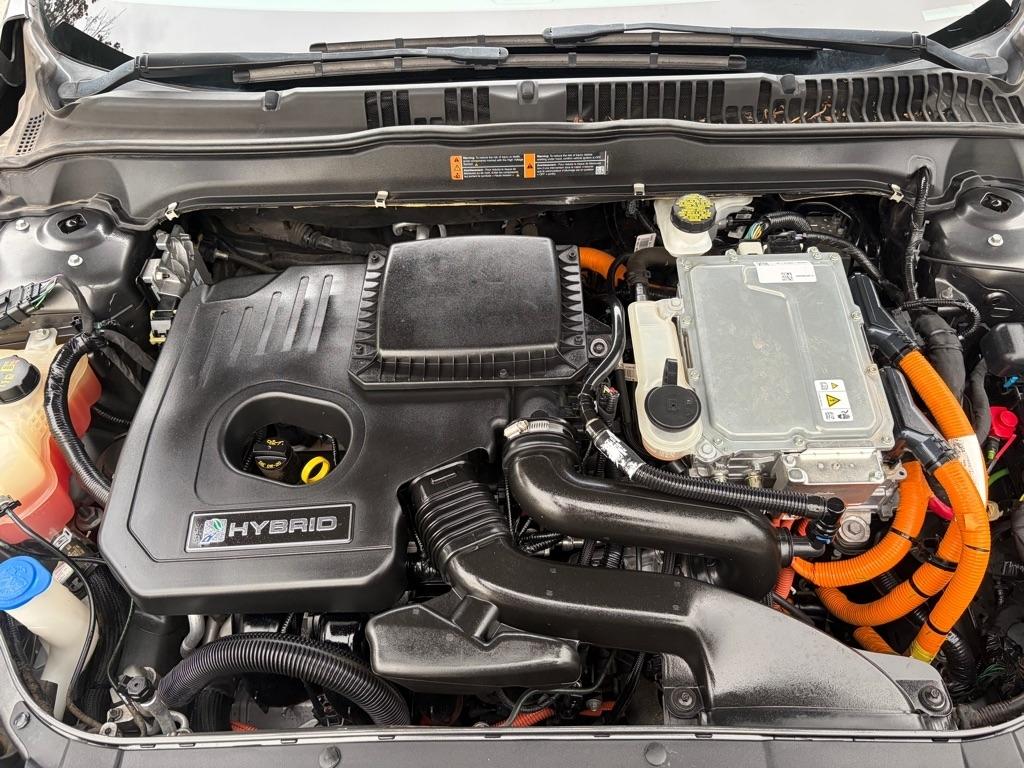 Ford Fusion Hybrid SE 2020