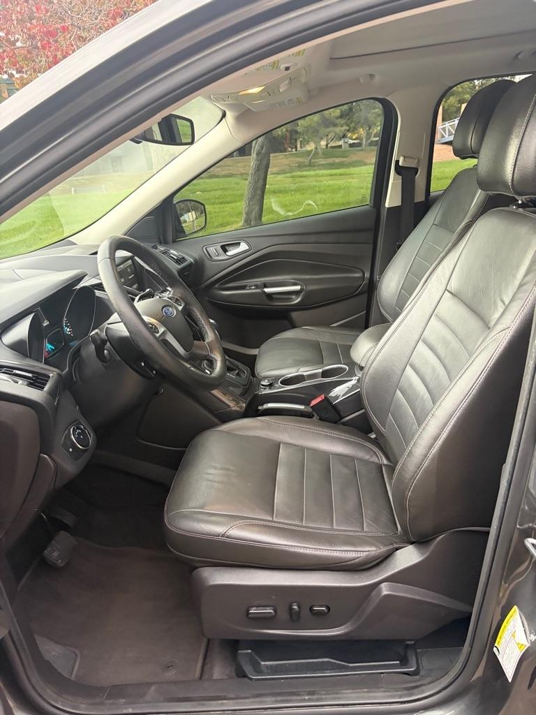 Ford Escape  2015