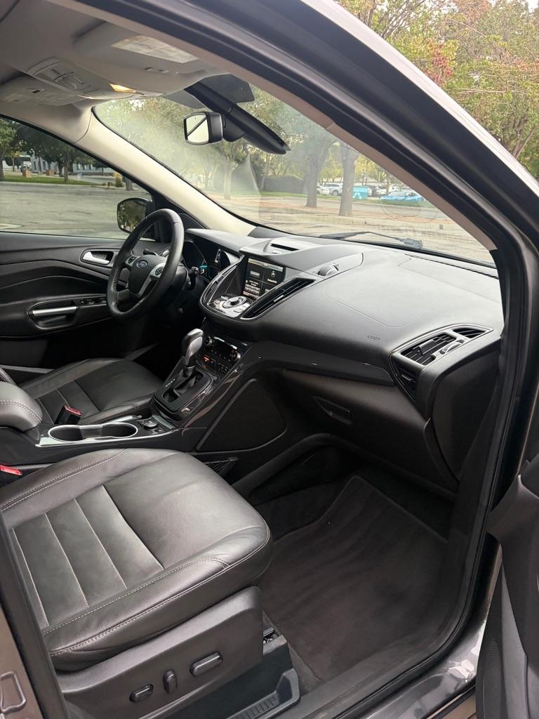 Ford Escape  2015