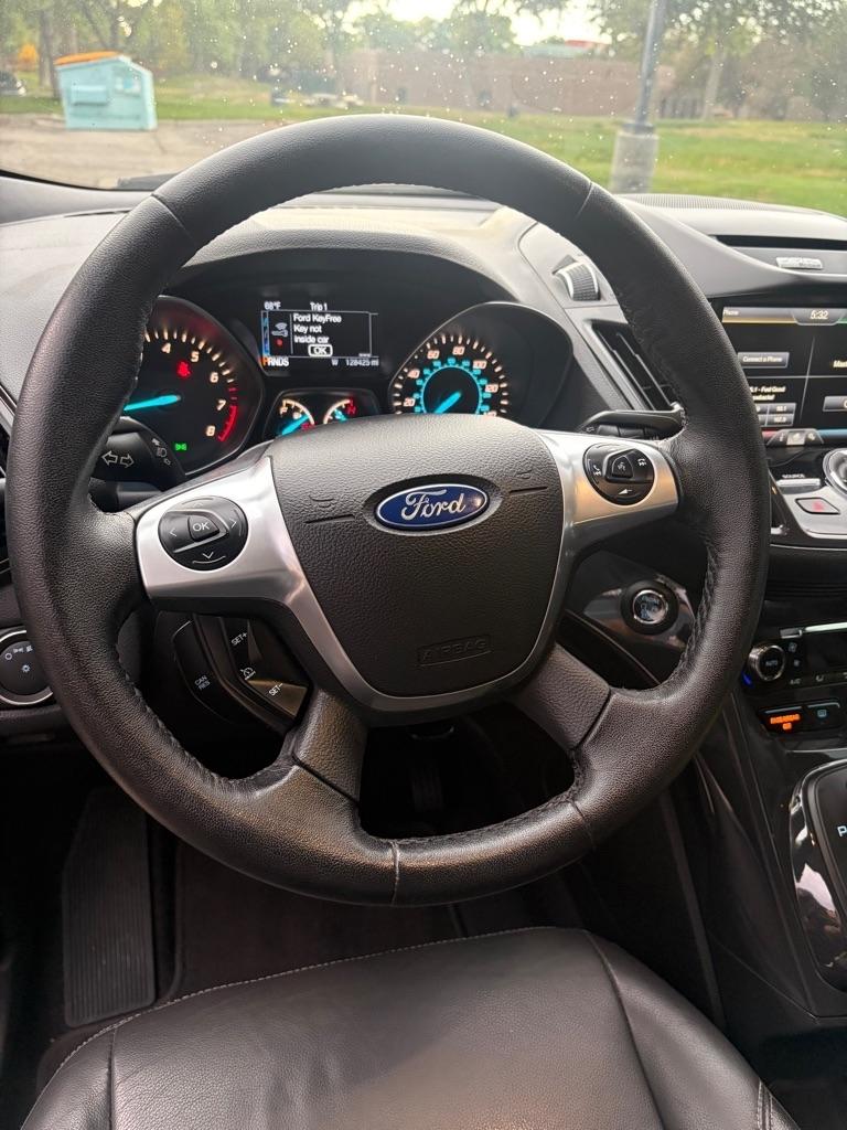 Ford Escape  2015