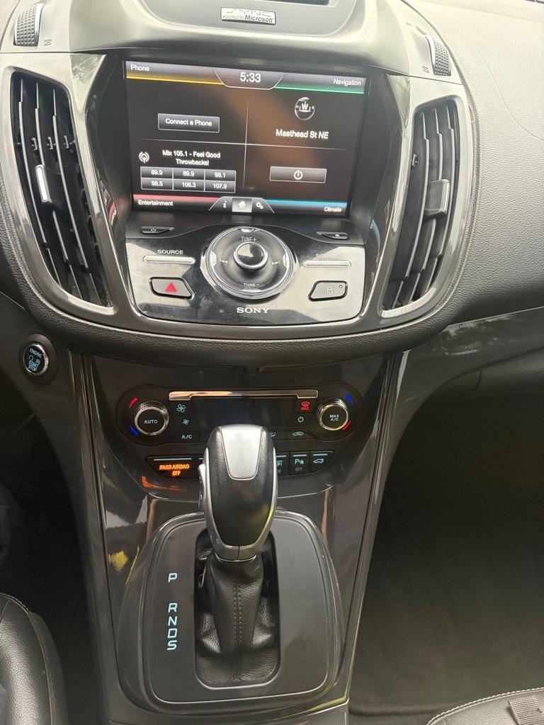 Ford Escape  2015