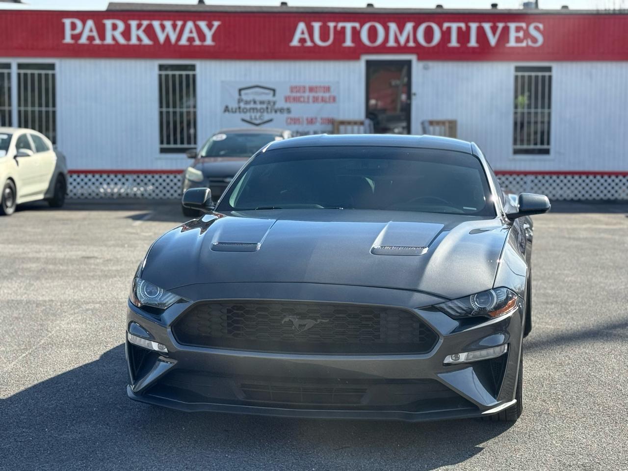 Ford Mustang GT Premium Coupe 2018