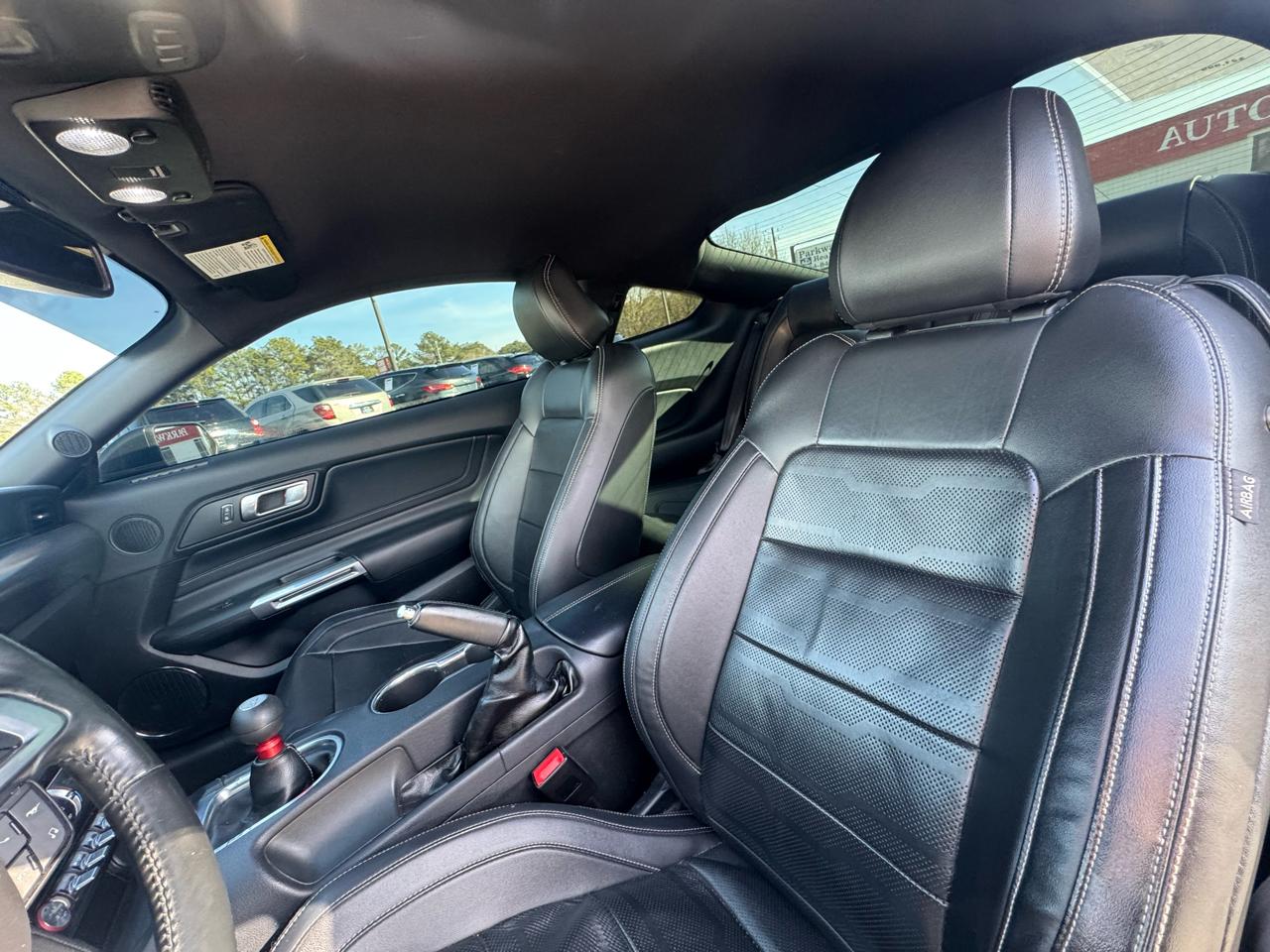 Ford Mustang GT Premium Coupe 2018