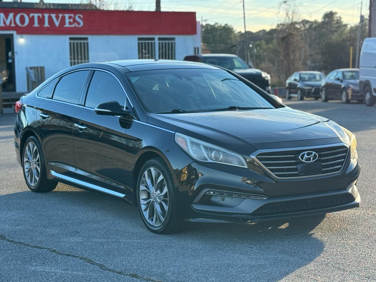 Hyundai Sonata 4dr Sdn 2.0T Auto Limited 2015