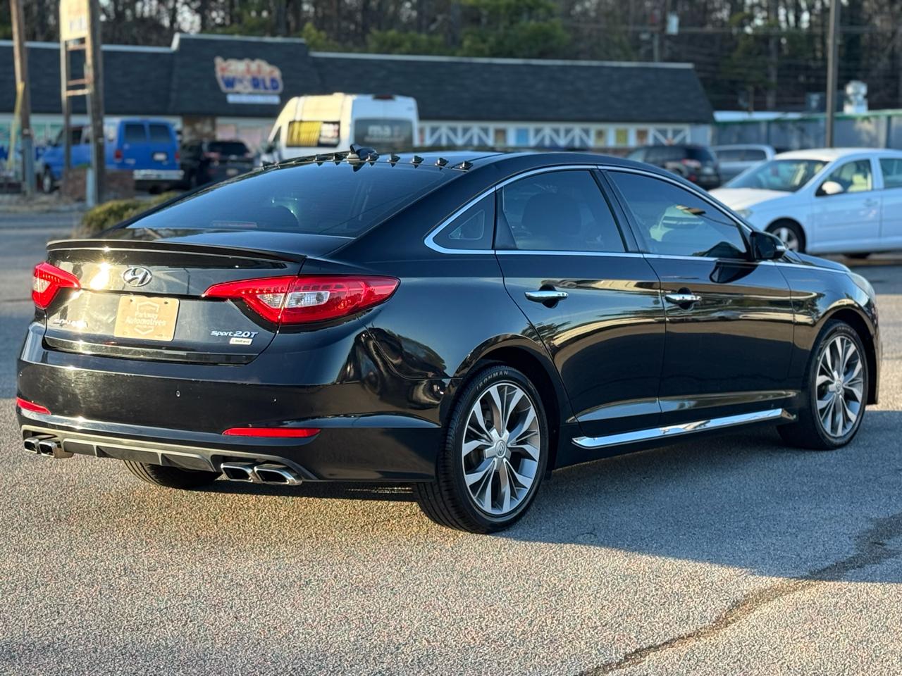 Hyundai Sonata 4dr Sdn 2.0T Auto Limited 2015