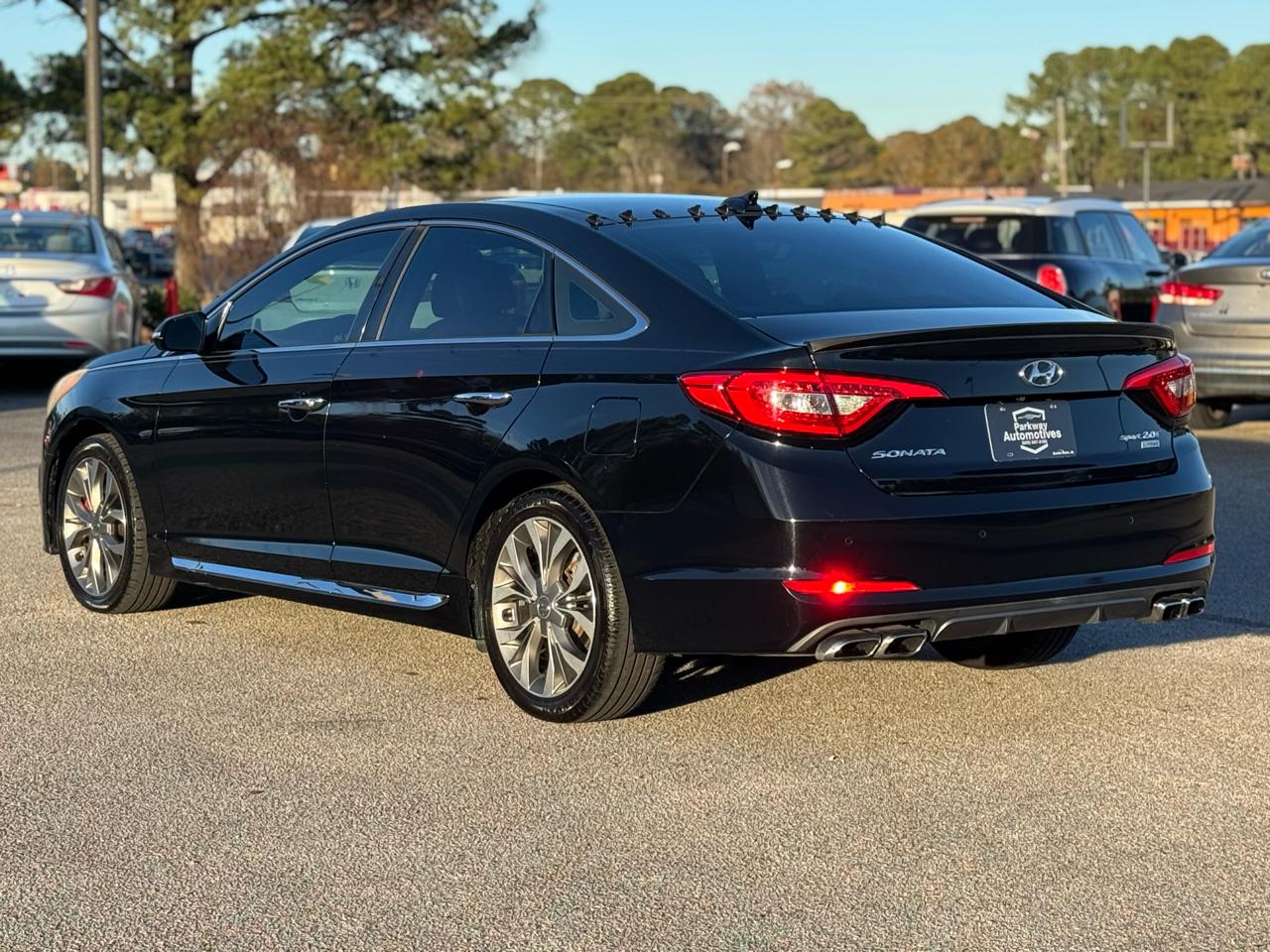 Hyundai Sonata 4dr Sdn 2.0T Auto Limited 2015