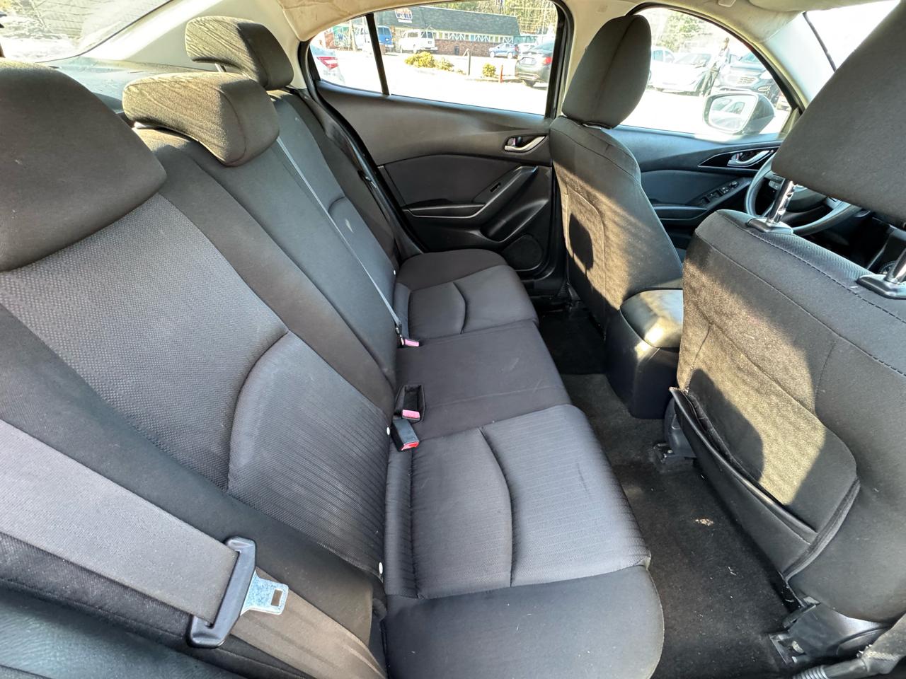 Mazda MAZDA3 i Sport AT 4-Door 2016