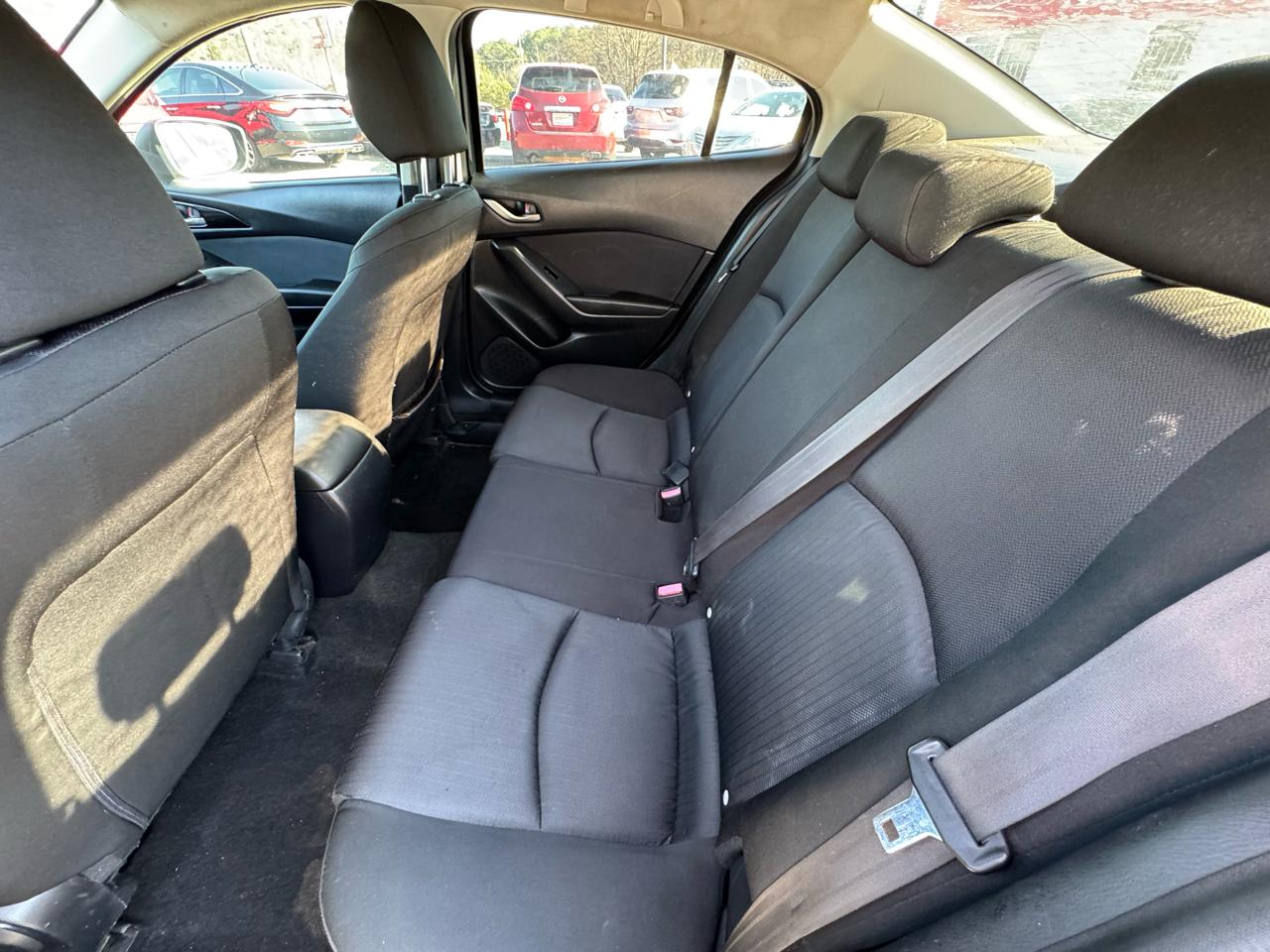 Mazda MAZDA3 i Sport AT 4-Door 2016