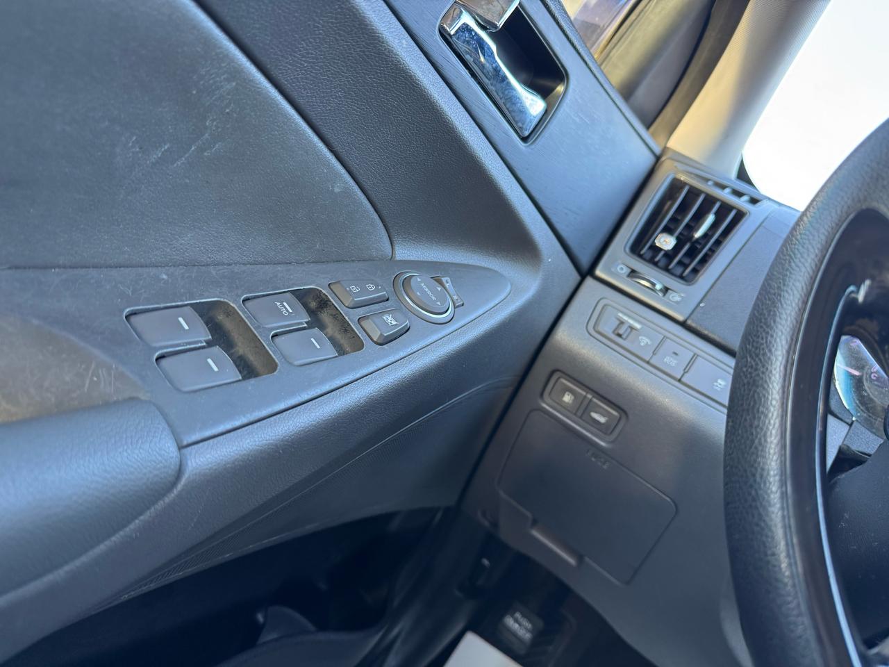 Hyundai Sonata GLS 2013