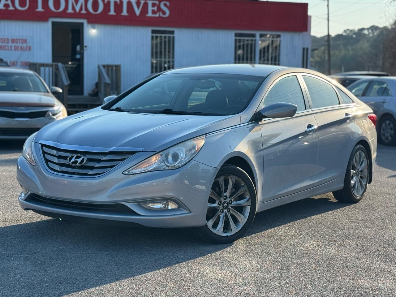 Hyundai Sonata SE 2012
