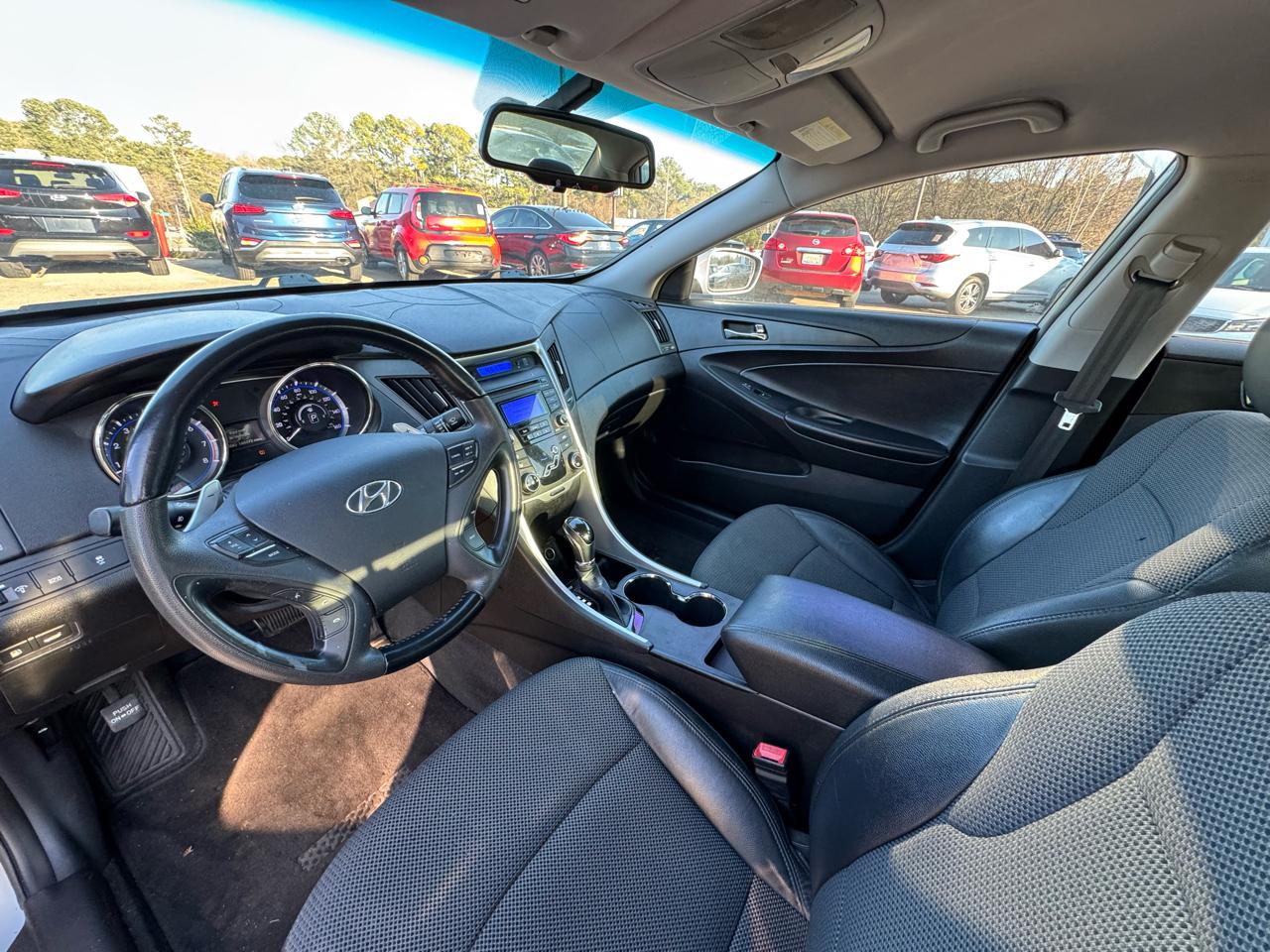 Hyundai Sonata SE 2012