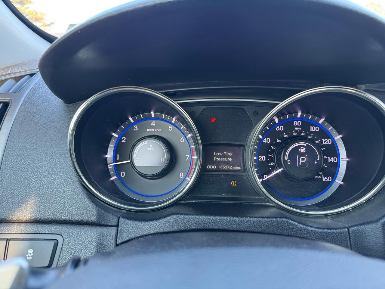 Hyundai Sonata SE 2012