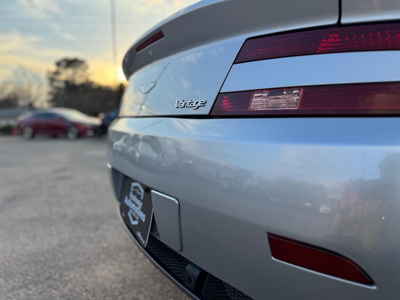 Aston Martin V8 Vantage Coupe 2009