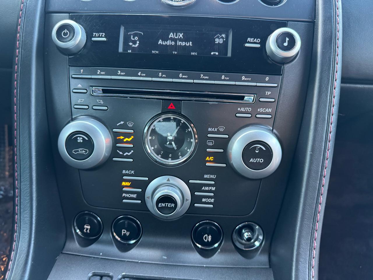 Aston Martin V8 Vantage Coupe 2009