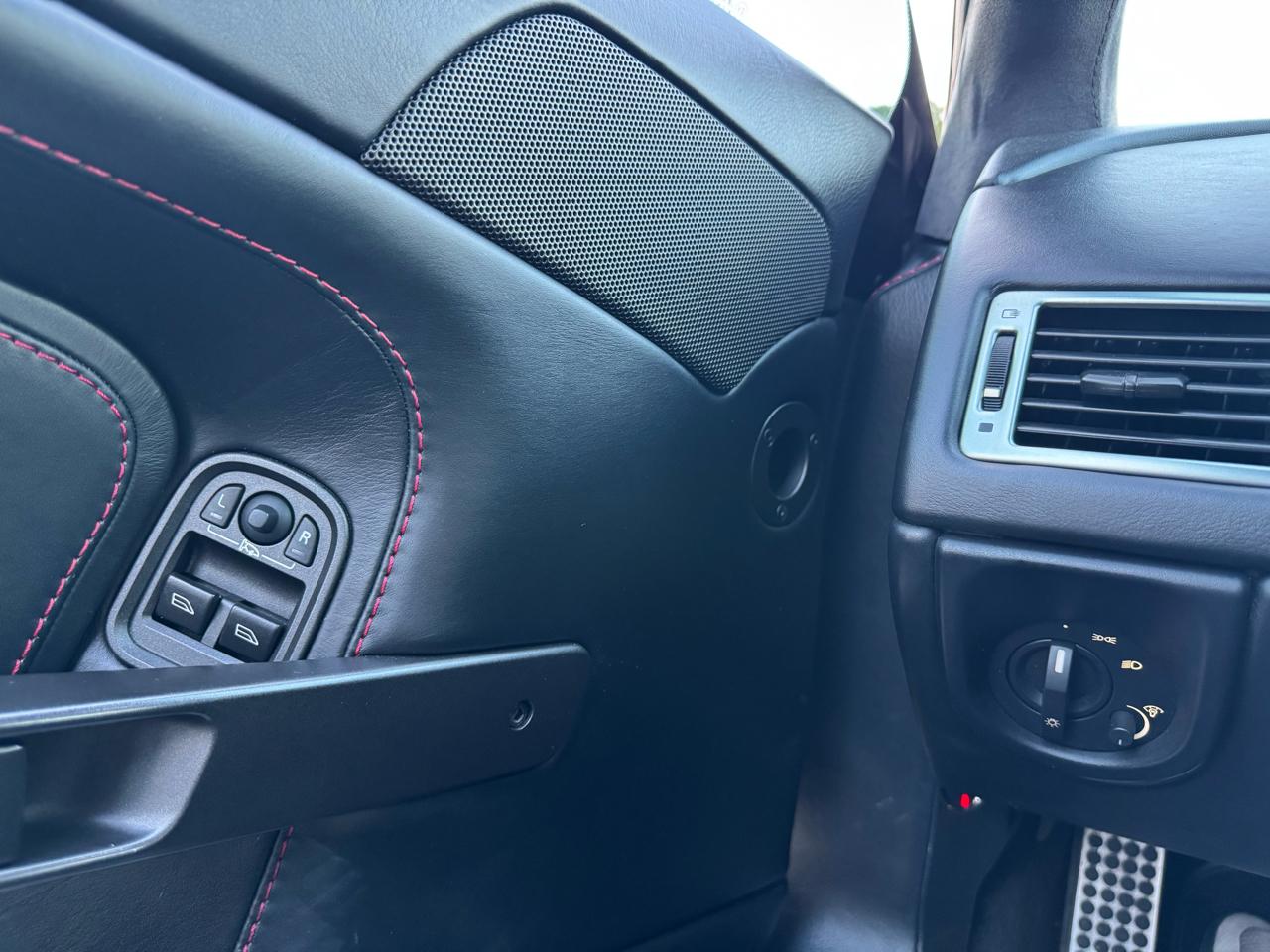 Aston Martin V8 Vantage Coupe 2009