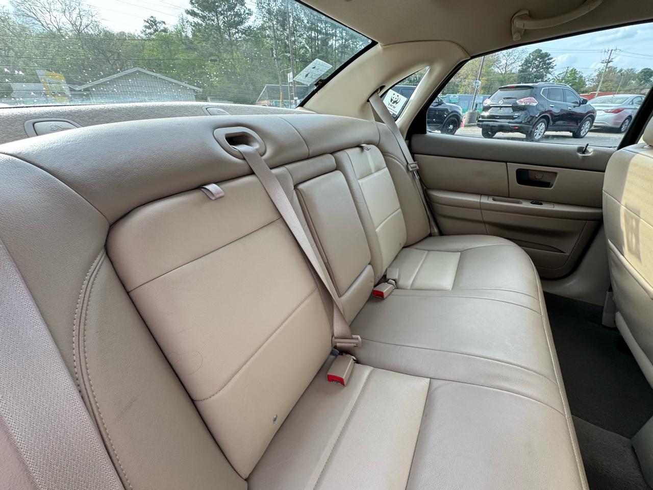 Ford Taurus SEL 2004