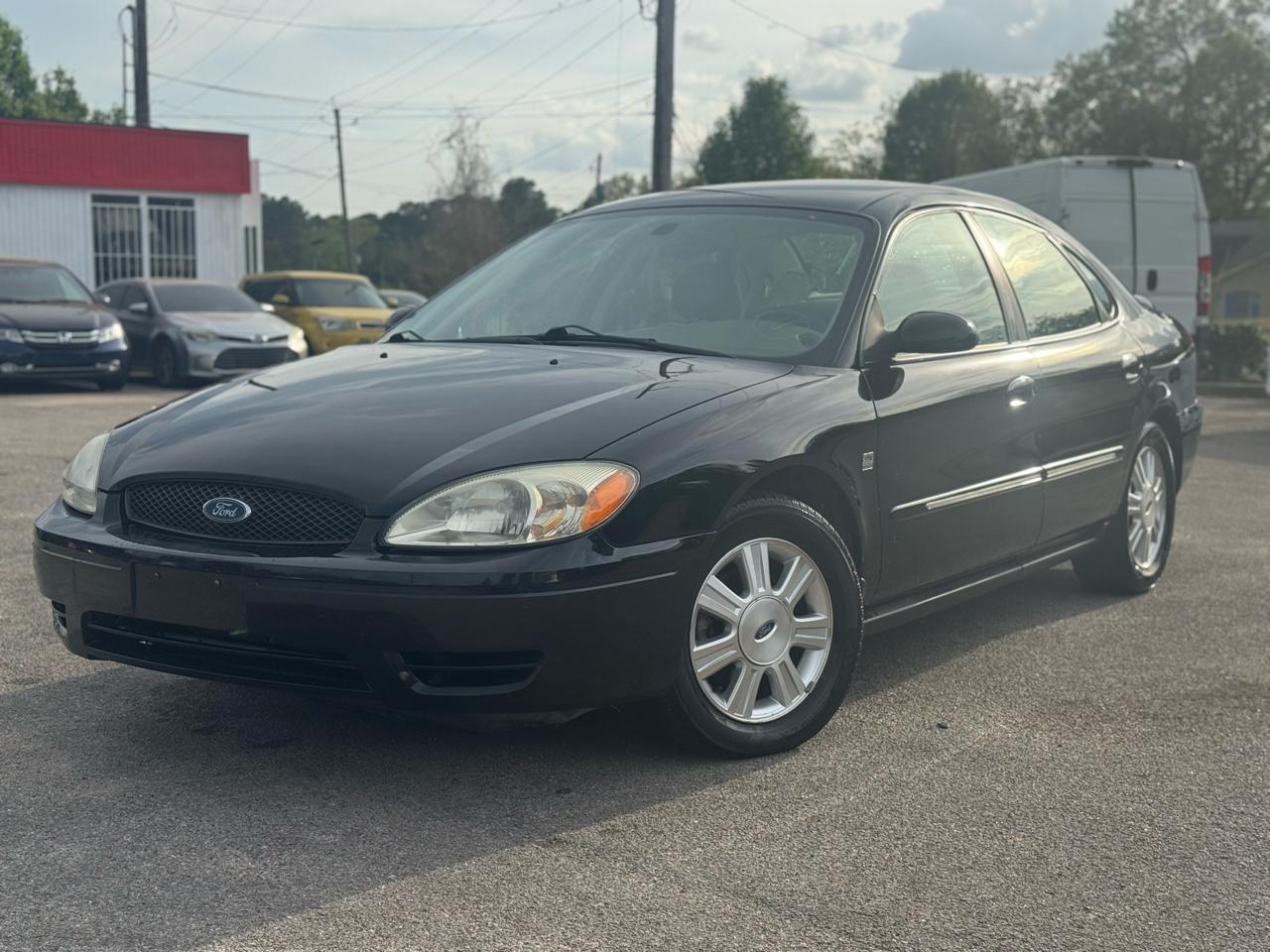 Ford Taurus SEL 2004