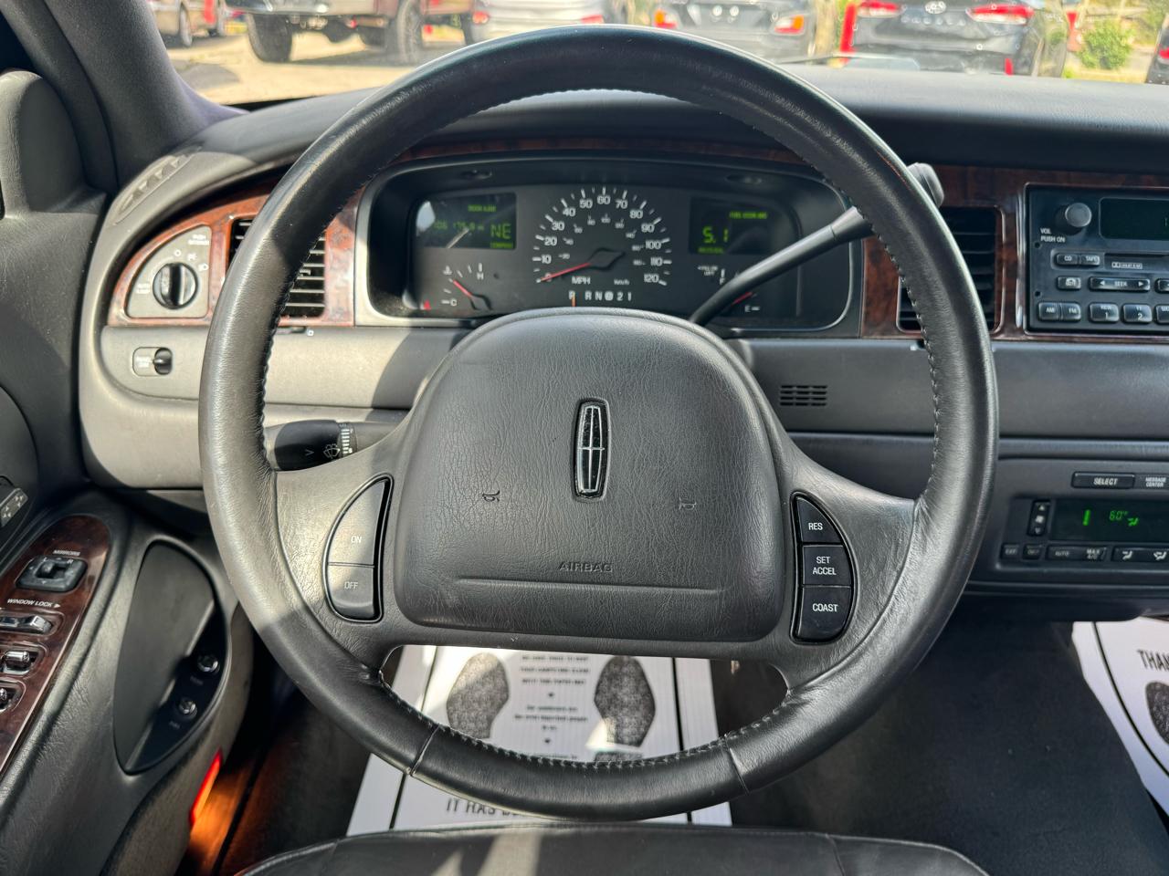 Lincoln Town Car Executive 1999