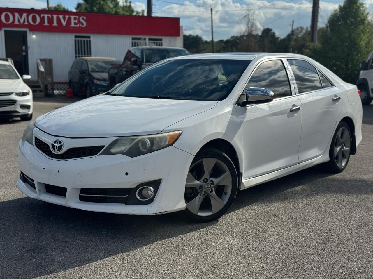 Toyota Camry SE 4D Sedan 2014