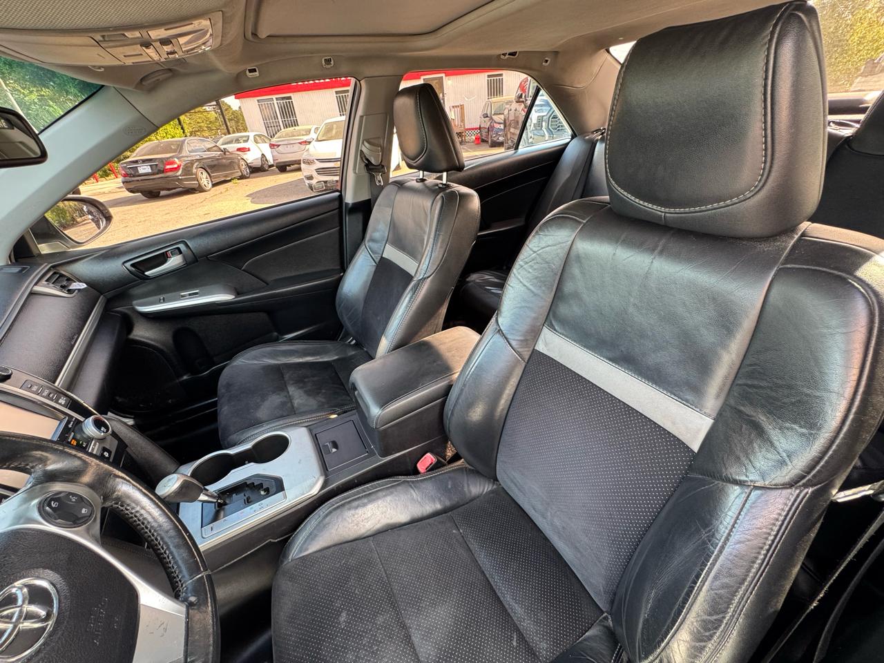 Toyota Camry SE 4D Sedan 2014