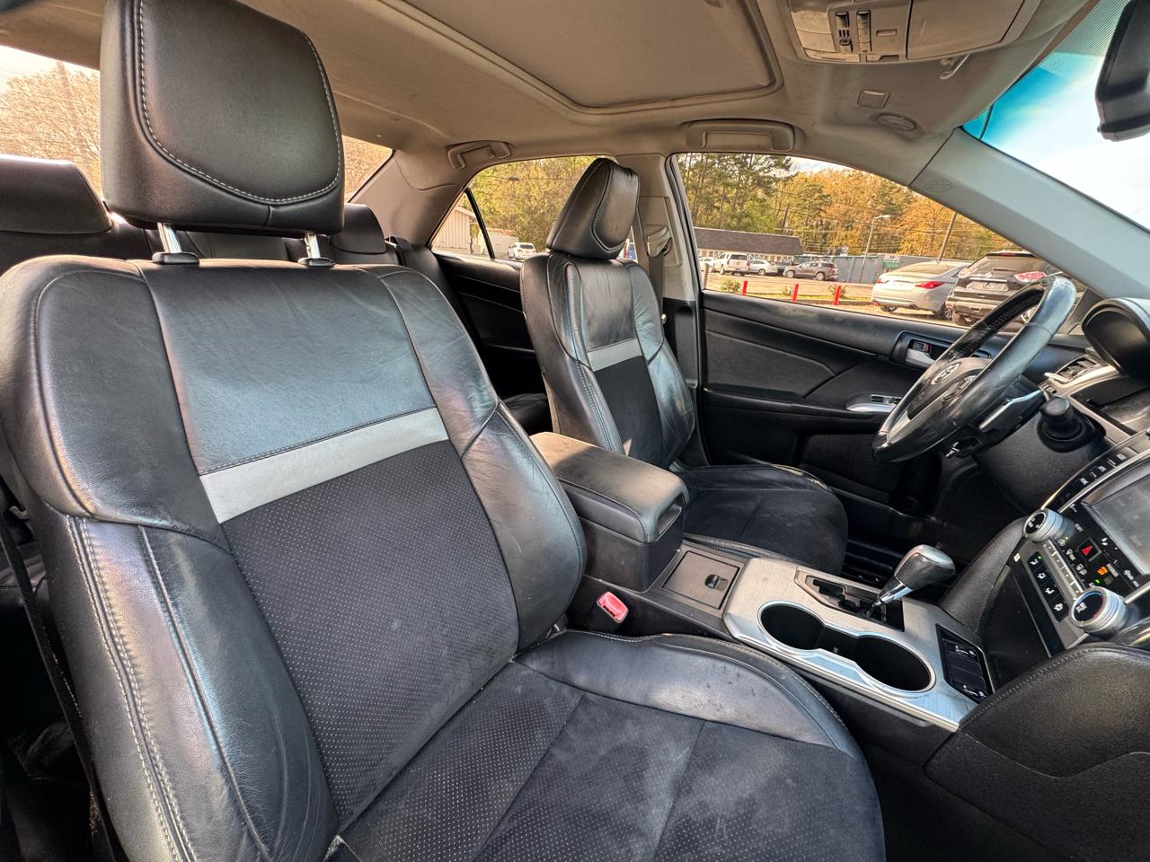 Toyota Camry SE 4D Sedan 2014