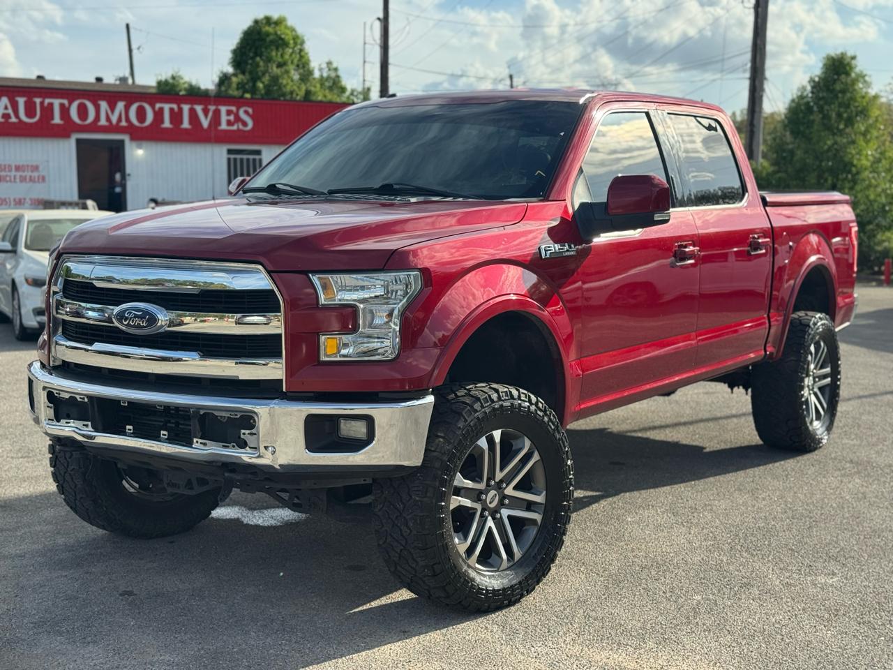 Ford F-150 Lariat SuperCrew 5.5-ft. Bed 4WD 2015