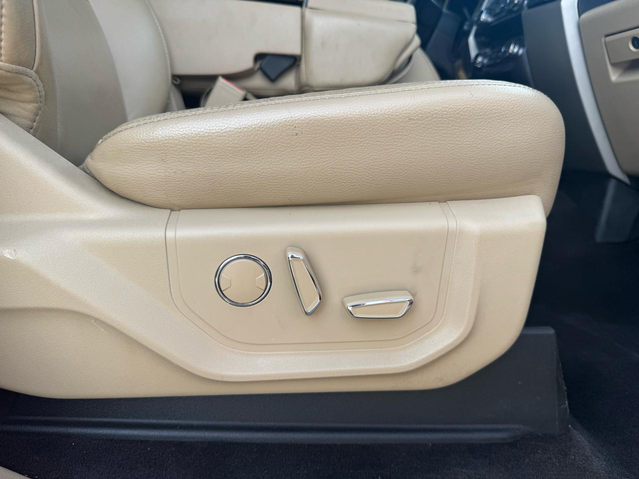 Ford F-150 Lariat SuperCrew 5.5-ft. Bed 4WD 2015