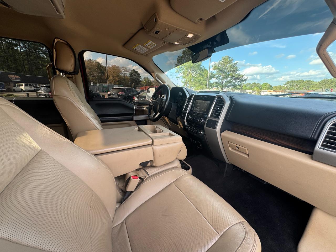 Ford F-150 Lariat SuperCrew 5.5-ft. Bed 4WD 2015