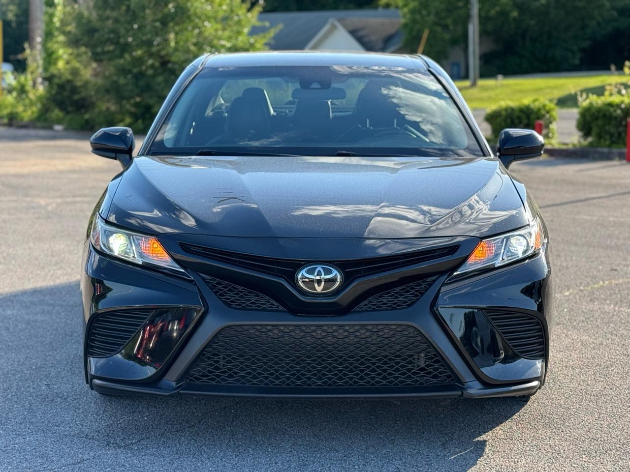 Toyota Camry SE 2018