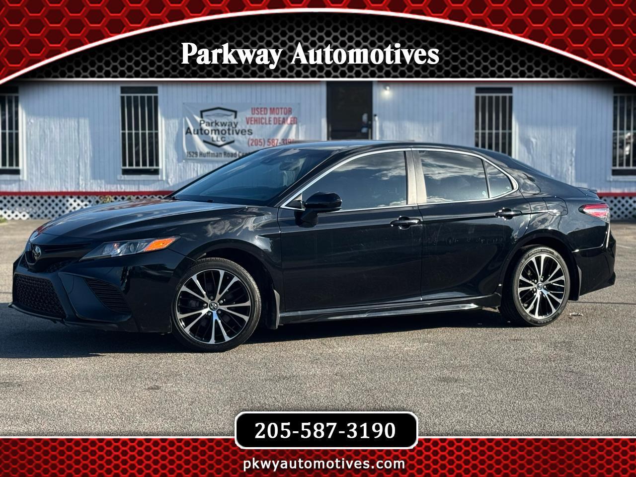 Toyota Camry SE 2018