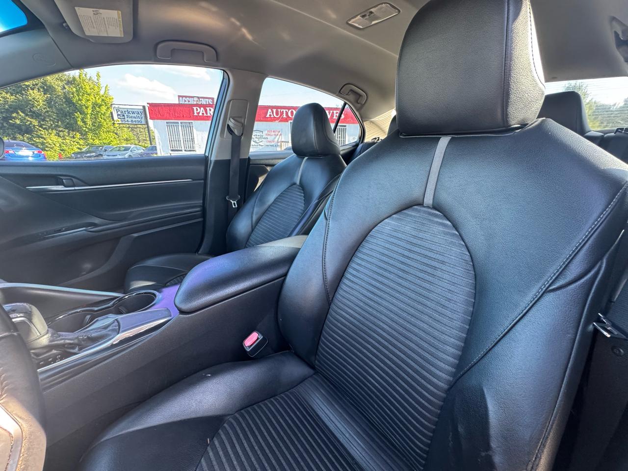 Toyota Camry SE 2018