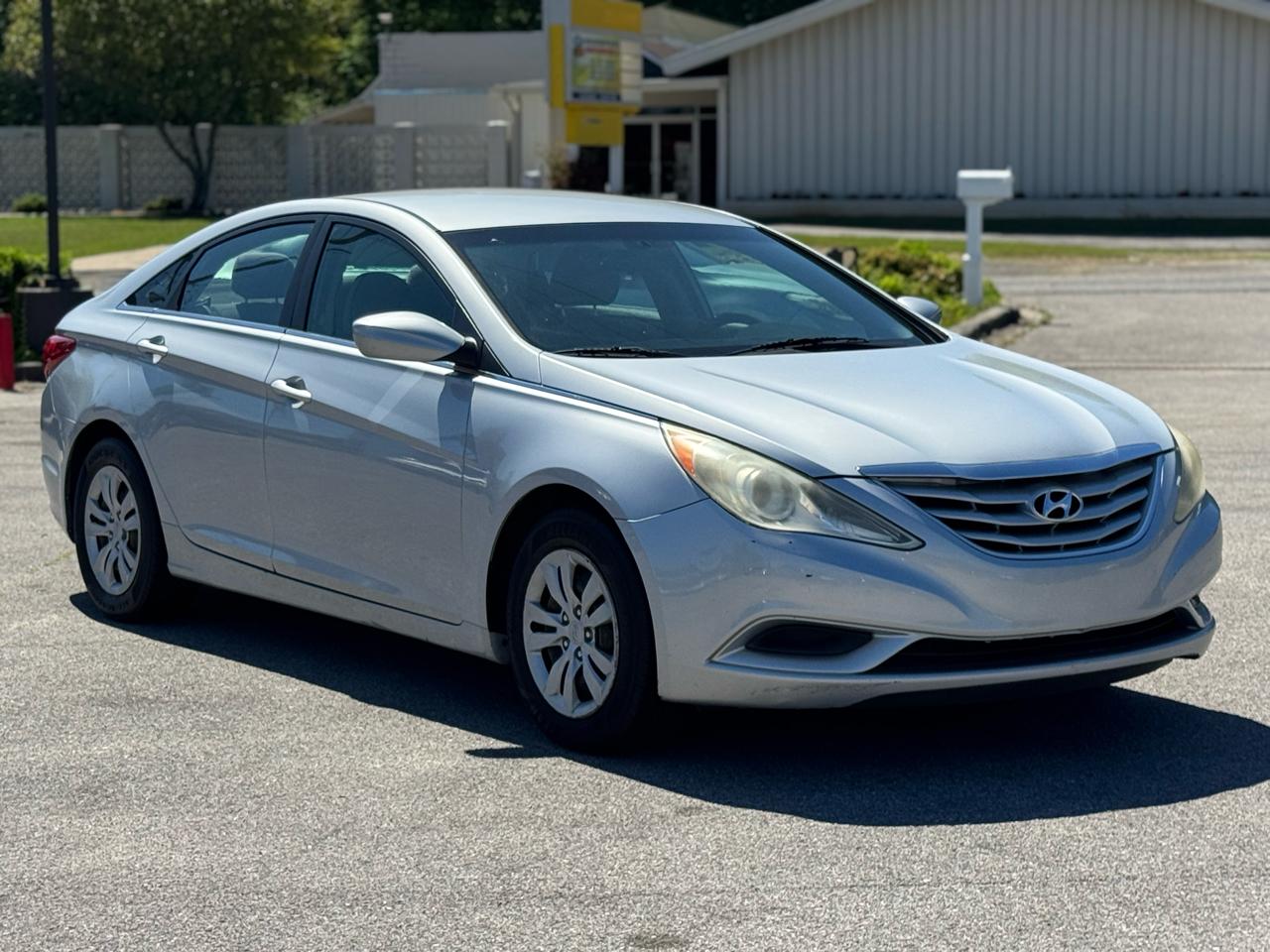 Hyundai Sonata GLS Manual 2011