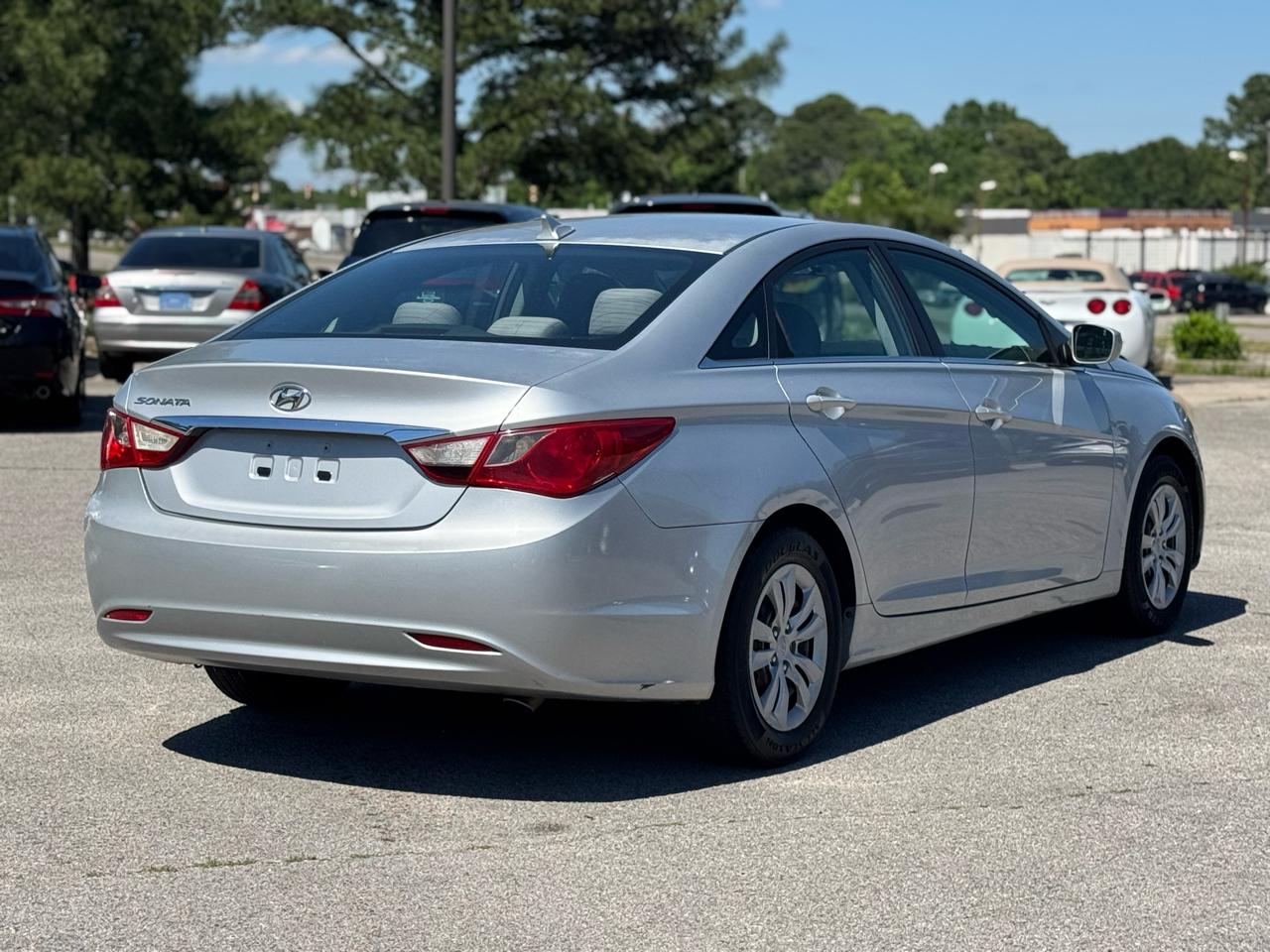 Hyundai Sonata GLS Manual 2011