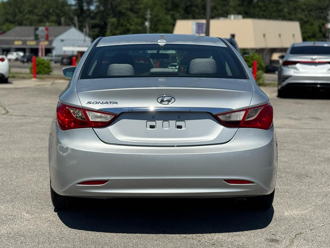 Hyundai Sonata GLS Manual 2011