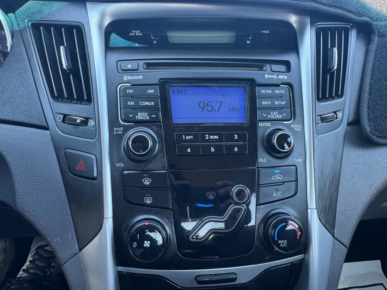 Hyundai Sonata GLS Manual 2011